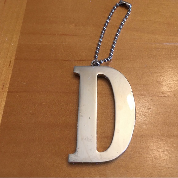 Accessories - D Keychain